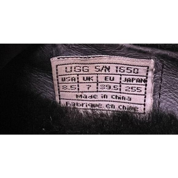 Ugg Black Dakota Moccasin Size 8.5 - Picture 6 of 6